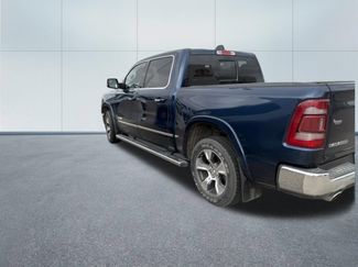 Used 2022 RAM 1500 Laramie AWD/4WD video 3