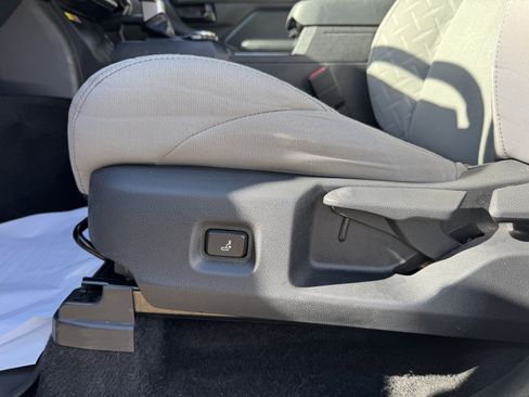 Used 2024 Toyota Tacoma SR5 image 11