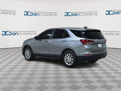 Used 2024 Chevrolet Equinox LS w/ LS Convenience Package image 6