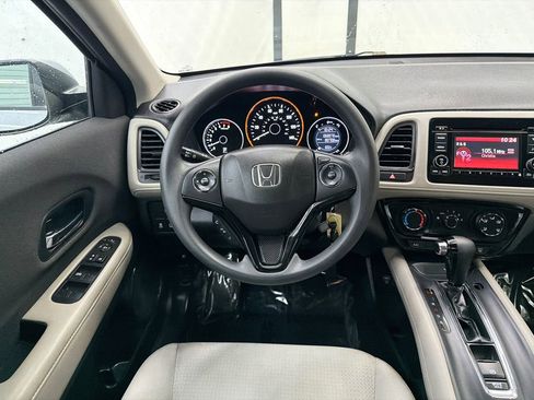 Used 2021 Honda HR-V LX image 22