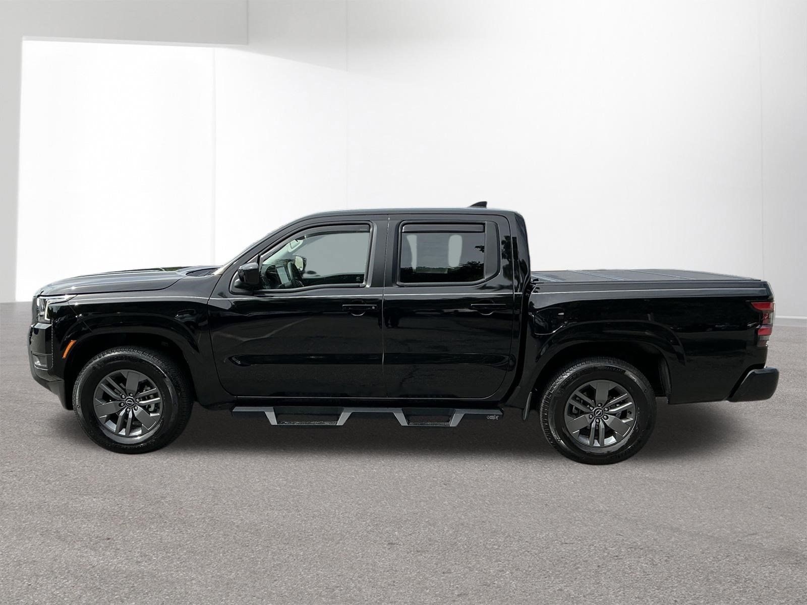 Used 2025 Nissan Frontier SV RWD image 6