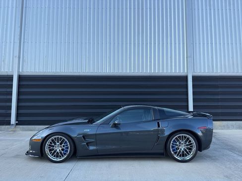 Used 2009 Chevrolet Corvette ZR1 w/ Preferred Equipment Group RWD image 1