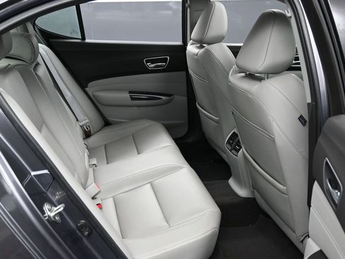 Used 2020 Acura TLX 2.4L image 32