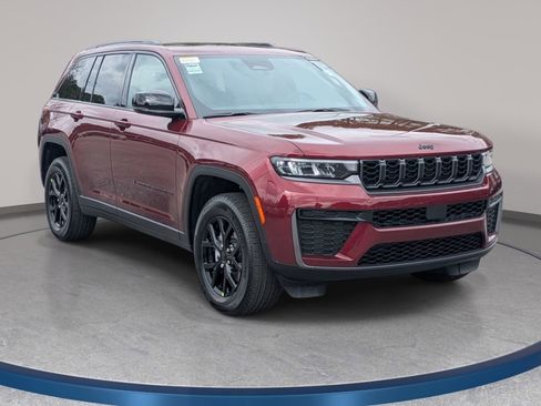 New 2026 Jeep Grand Cherokee Altitude AWD/4WD image 3