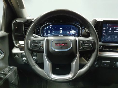 Certified 2025 GMC Sierra 1500 SLT AWD/4WD image 25