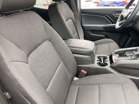 Used 2024 GMC Canyon Elevation w/ Convenience Package RWD image 23