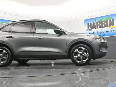 Used 2025 Ford Escape ST-Line image 23