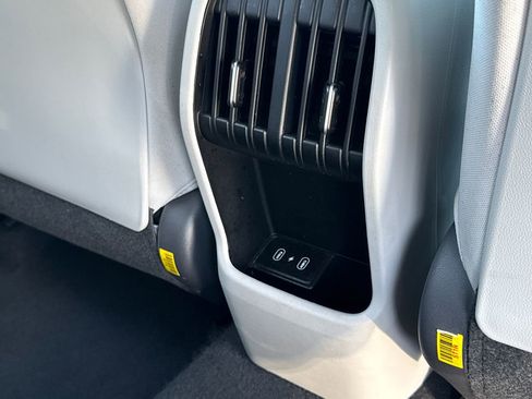 Used 2024 Hyundai Kona SEL FWD image 18
