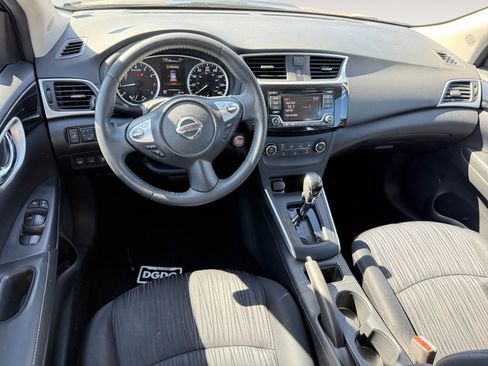 Used 2016 Nissan Sentra SV w/ Electronics Package FWD image 15