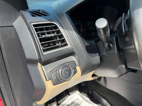 Used 2017 Ford Explorer 4WD image 9