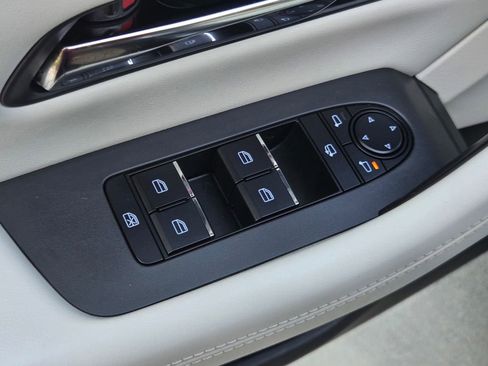 Certified 2025 MAZDA CX-90 3.3 Turbo w/ Premium Plus Pkg image 11