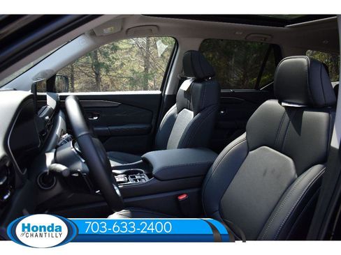 New 2026 Honda Pilot Touring image 27