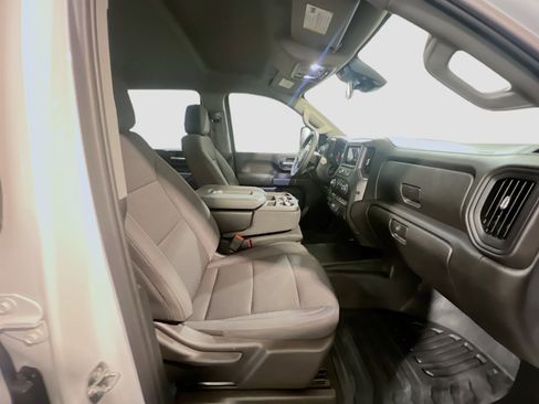 Used 2025 Chevrolet Silverado 3500 W/T AWD/4WD image 19