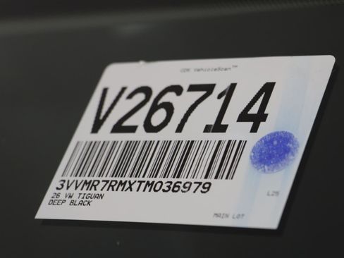 New 2026 Volkswagen Tiguan SE image 24