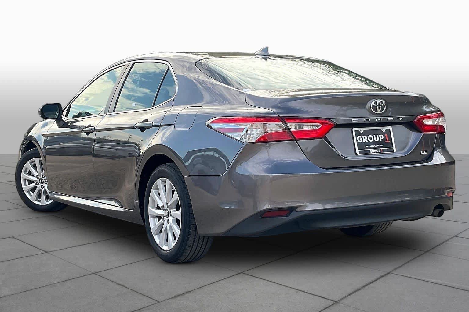 Used 2019 Toyota Camry LE FWD image 12