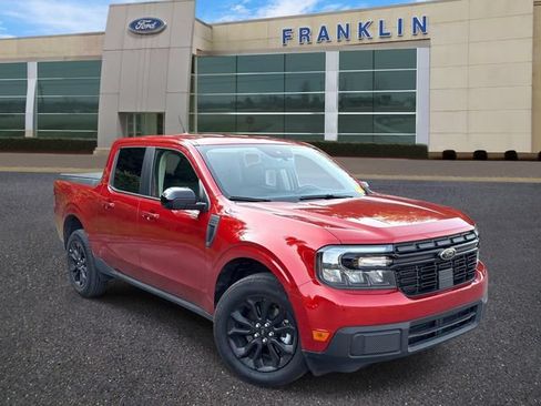 Used 2024 Ford Maverick Lariat w/ Black Appearance Package FWD image 1