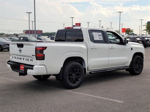New 2026 Nissan Frontier SV w/ SV Convenience Package image 3