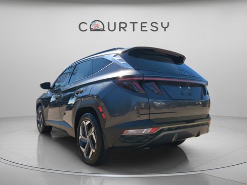 Used 2024 Hyundai Tucson Limited image 2