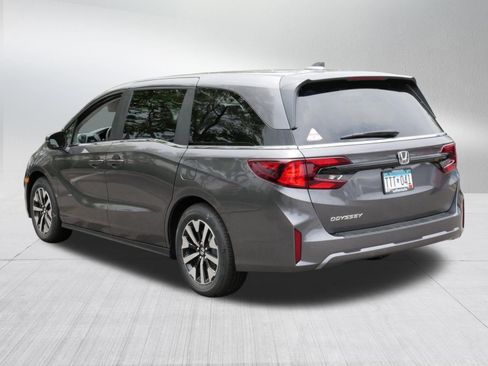 Used 2026 Honda Odyssey EX-L image 5