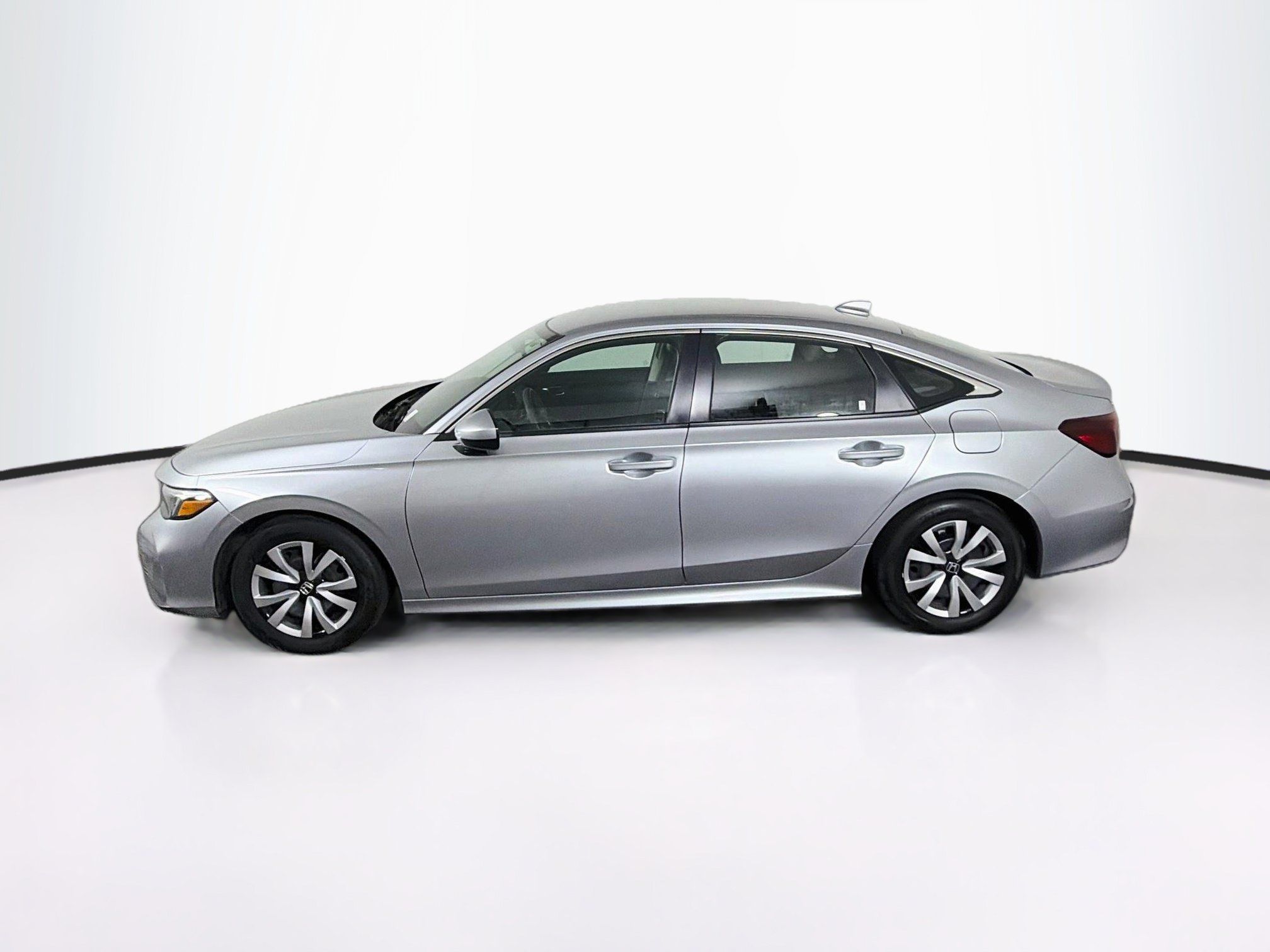 Used 2025 Honda Civic LX image 4