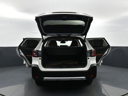 Used 2023 Subaru Outback Touring image 35