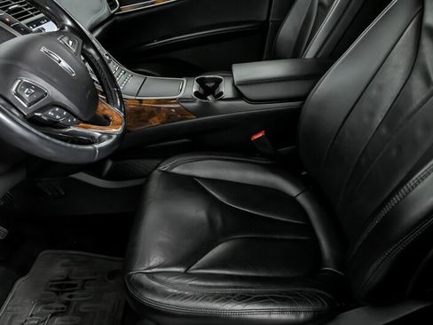 Used 2016 Lincoln MKX Reserve w/ Climate Package image 20