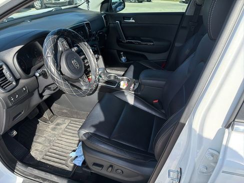 Used 2019 Kia Sportage EX image 6