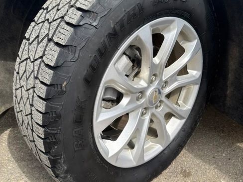 Used 2019 Chevrolet Equinox LS FWD image 27