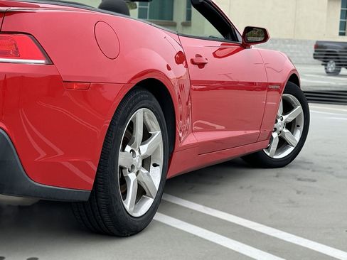 Used 2015 Chevrolet Camaro LT image 17