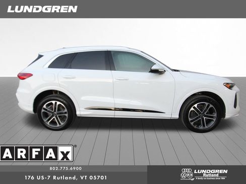 Certified 2025 Audi Q5 Premium w/ Convenience Package AWD/4WD image 24