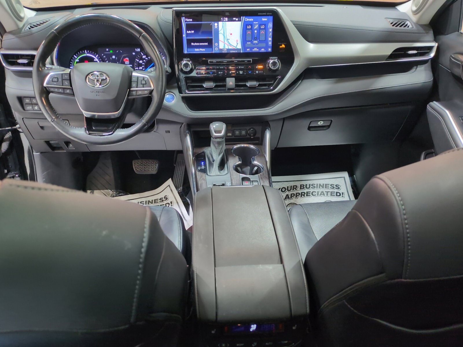 Used 2021 Toyota Highlander Platinum AWD/4WD image 18