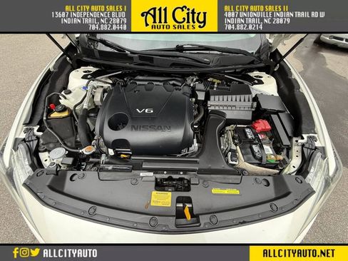 Used 2016 Nissan Maxima SR w/ Interior Lighting Package FWD image 44