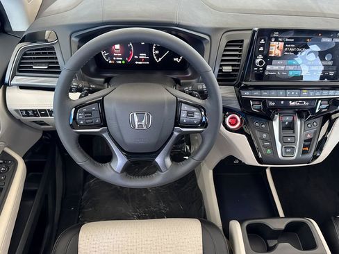 New 2026 Honda Odyssey Elite image 11
