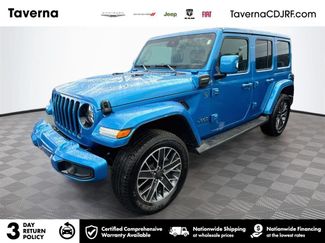 Used 2023 Jeep Wrangler Unlimited Sahara AWD/4WD video 1