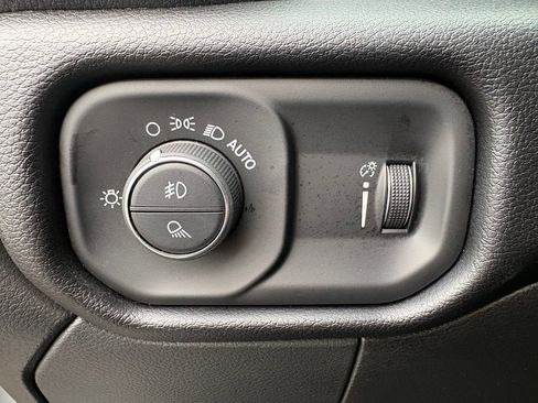 Used 2026 RAM 2500 Big Horn AWD/4WD image 16
