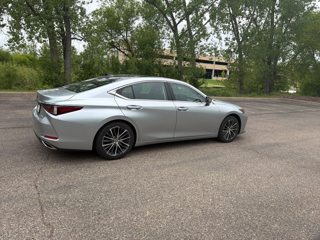 Certified 2023 Lexus ES 350 w/ Premium Package FWD image 19
