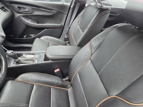 Used 2017 Chevrolet Impala Premier w/ Enhanced Convenience Package FWD image 3