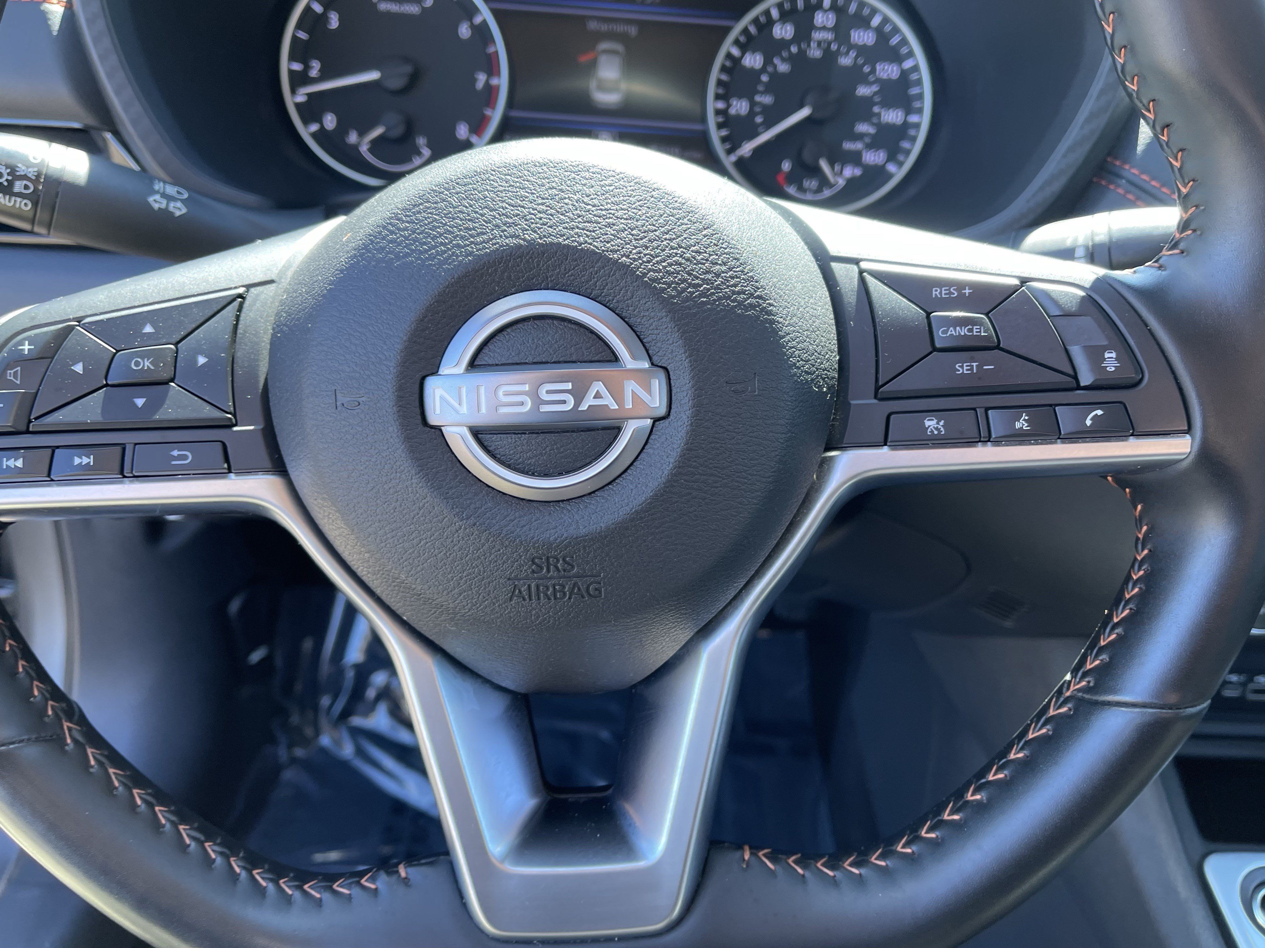 Used 2025 Nissan Sentra SR FWD image 19