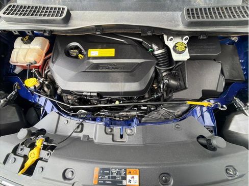 Used 2015 Ford Escape Titanium FWD image 24