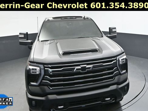 Used 2024 Chevrolet Silverado 2500 High Country w/ High Country Premium Package image 36