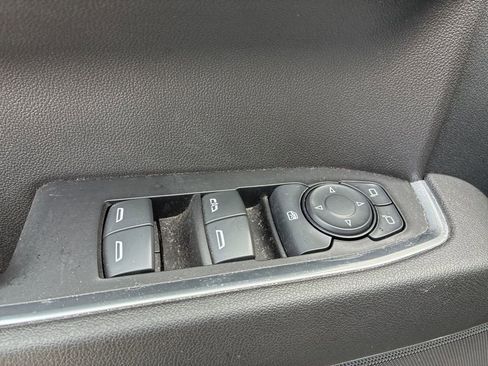 Used 2023 Chevrolet Silverado 1500 LT image 9