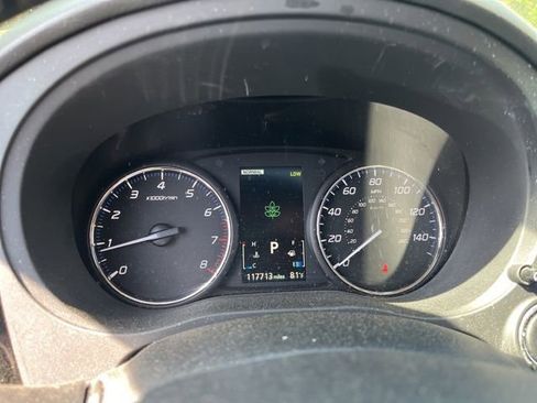 Used 2016 Mitsubishi Outlander GT image 19