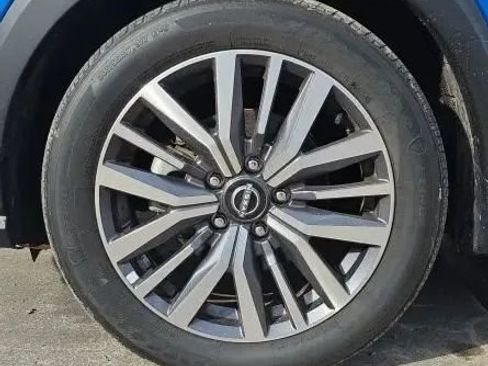 Used 2024 Nissan Kicks SV image 43