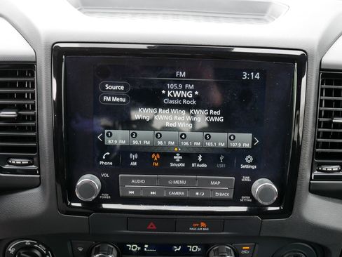 Used 2022 Nissan Frontier PRO-4X image 22