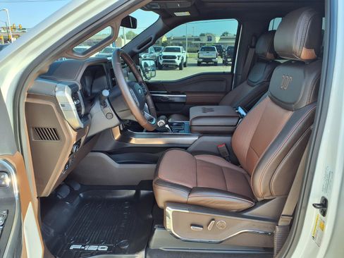 Used 2025 Ford F150 King Ranch w/ FX4 Off-Road Package AWD/4WD image 25