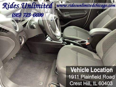 Used 2014 Ford Fiesta SE w/ Equipment Group 201A image 12