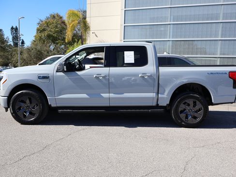 Used 2024 Ford F150 Lightning Flash image 5