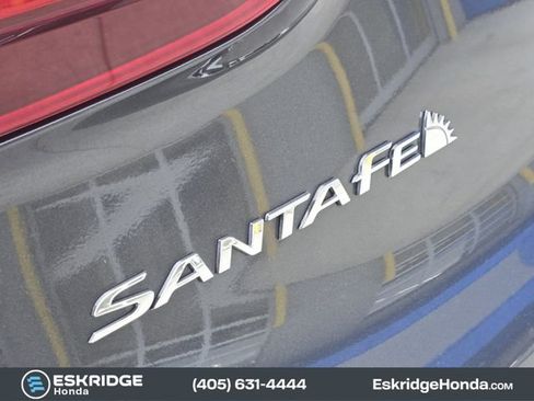 Used 2023 Hyundai Santa Fe SEL Premium AWD/4WD image 12