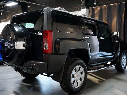 Used 2008 HUMMER H3 image 24