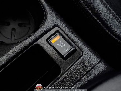 Used 2021 Nissan Rogue Sport SL w/ Premium Package image 29